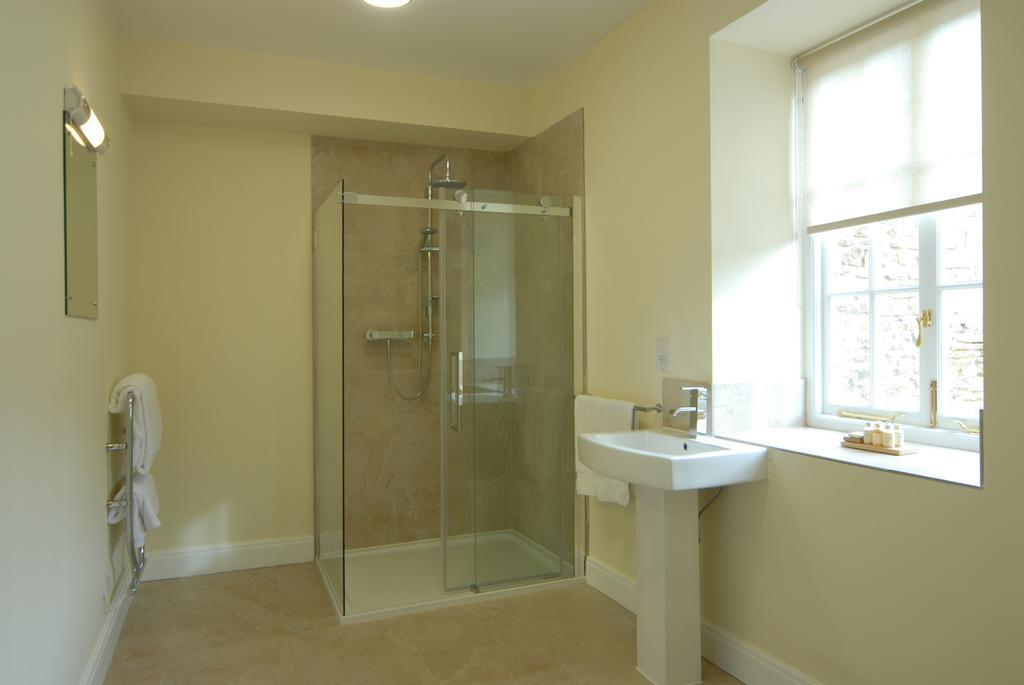 Unicorn Aparthotel Suites Stow-on-the-Wold Esterno foto